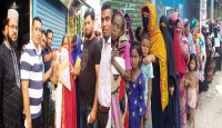 কুমিল্লার লাকসামে প্রবাসী ইউনিটের রমজান সামগ্রী বিতরণ