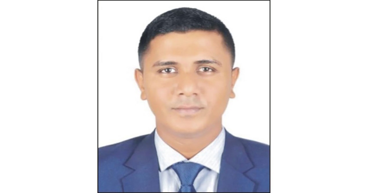 লাকসাম পৌরসভার প্রশাসক হিসেবে কাউছার হামিদের দায়িত্ব গ্রহণ